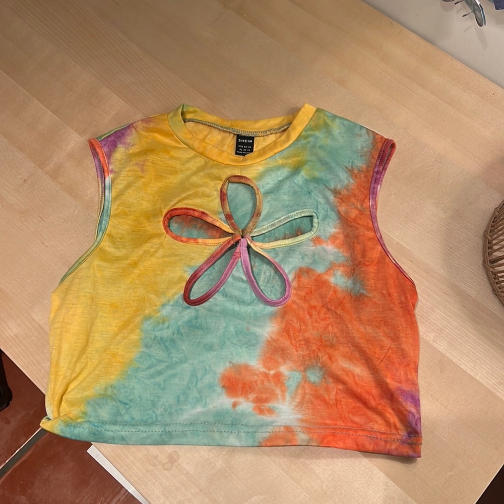 Shein tie dye flower cut out tank top